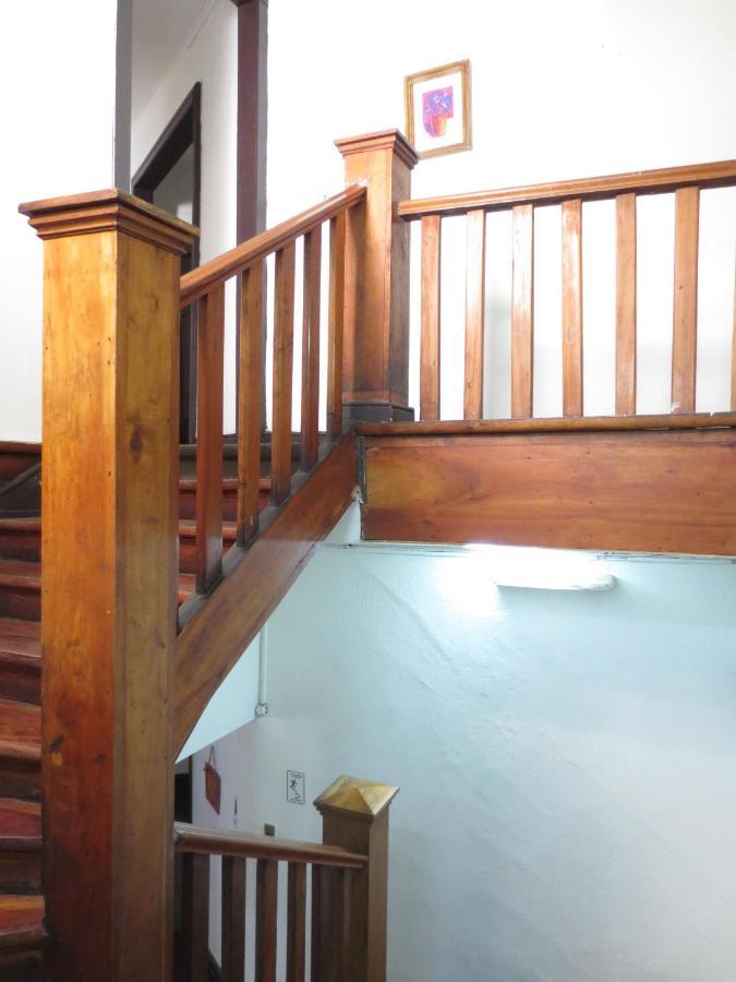 Hostal Plaza Londres 77 산티아고 외부 사진