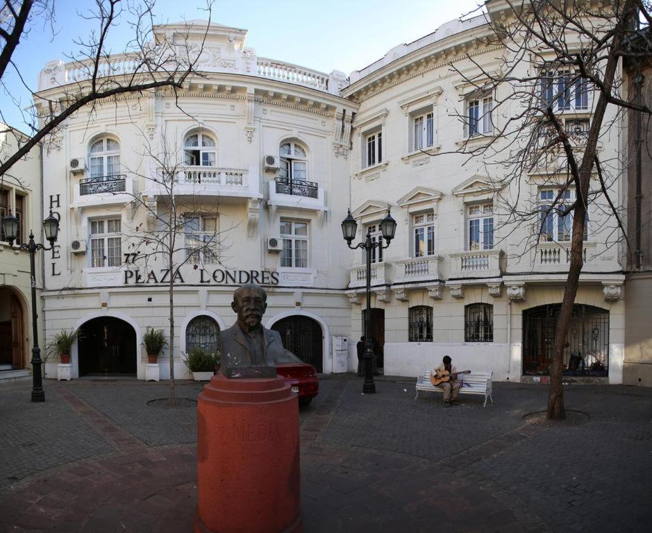 Hostal Plaza Londres 77 산티아고 외부 사진